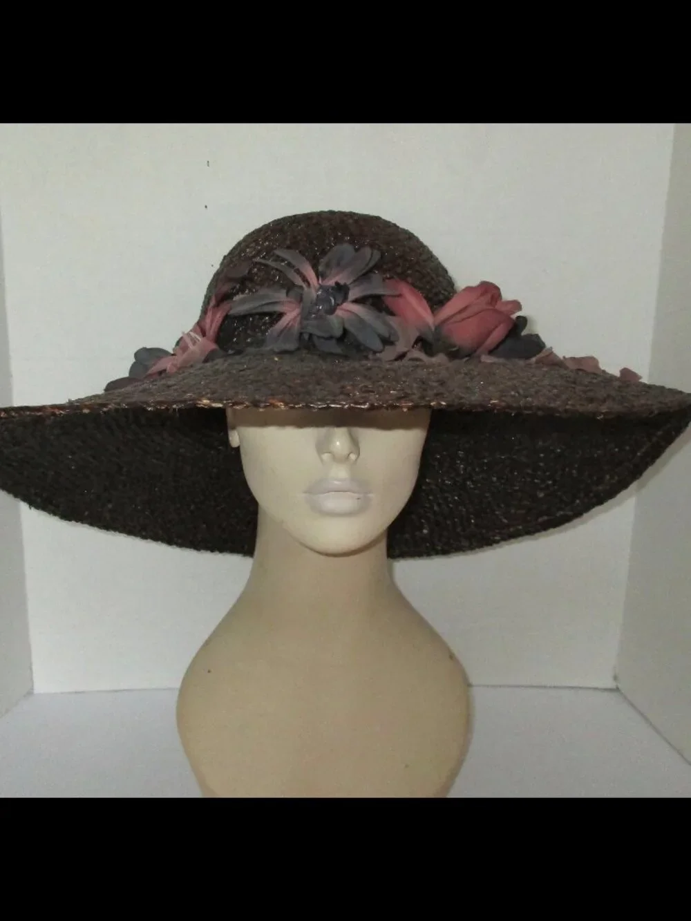 Vintage 1950s Dilly Brown Straw Wide Brim Cartwheel Sun Hat Trimmed w/Flowers